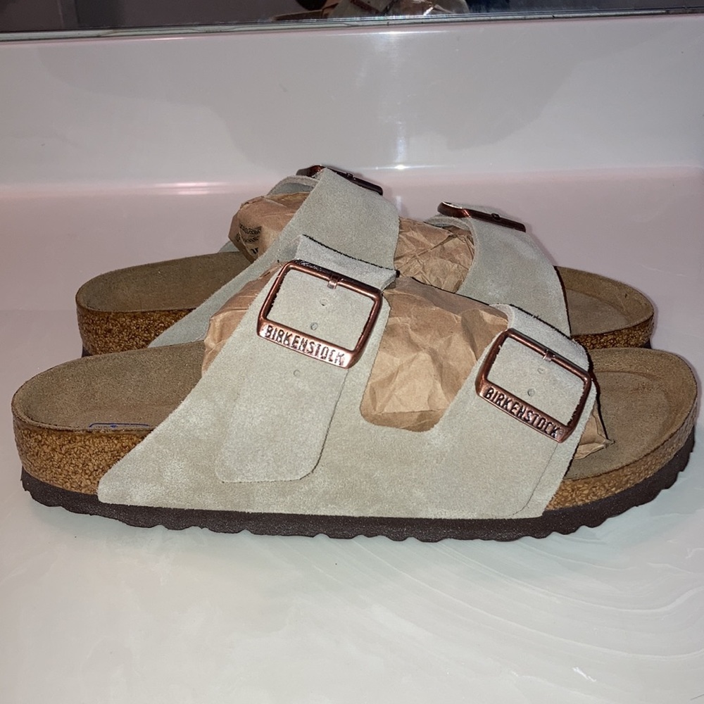 SOLD on another site **Birkenstock Arizona Soft Footbed Sandal